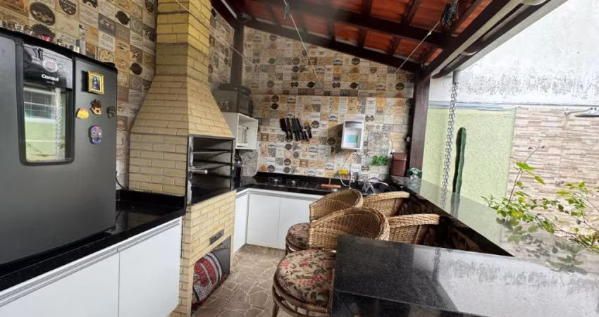 A&M IMÓVEIS VENDE EXCELENTE CASA NA DF 425