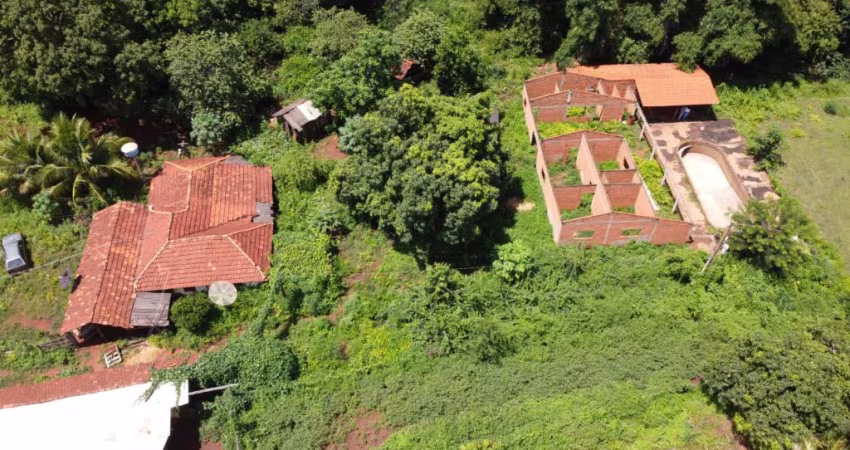 VENDO  UMA EXCELENTE FAZENDA 12,27 alqueires, em Niquelândia- GO