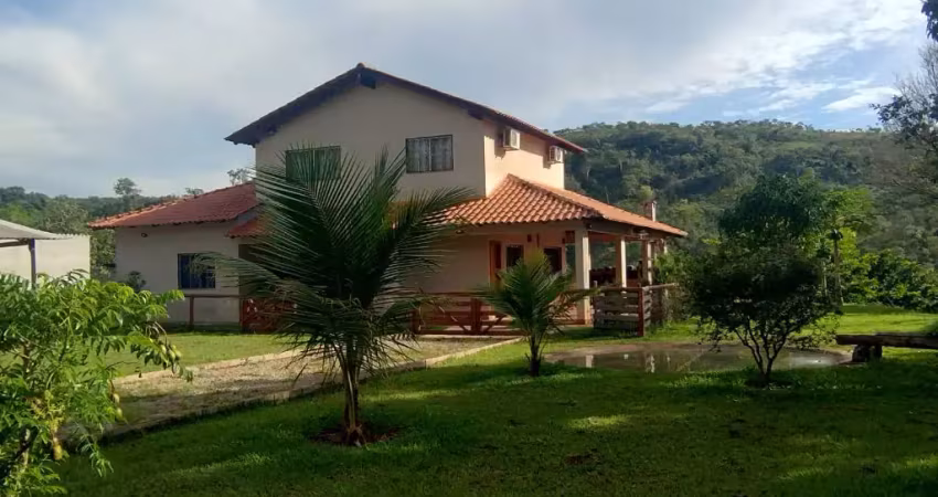 Espetacular Fazenda 42.5 hect. Município Santo Antônio à 30 km Outlet Premium