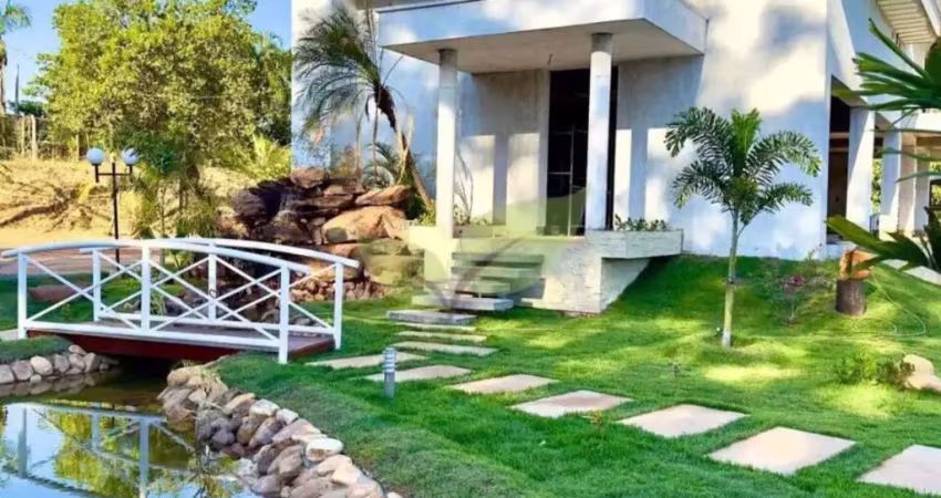 A&m imoveis vende exelente chácara com 18.000m2 a 12 km de unaí, 07km asfalto e 05km de chão