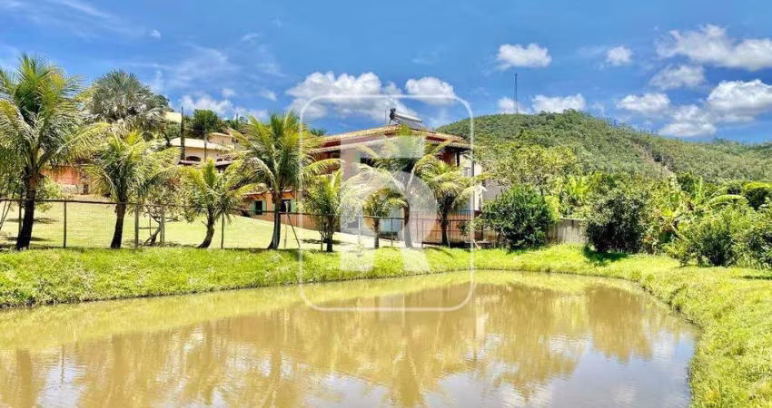 Chácara à venda, 3 quartos, 1 suíte, 2 vagas, Centro - Senhora de Oliveira/MG