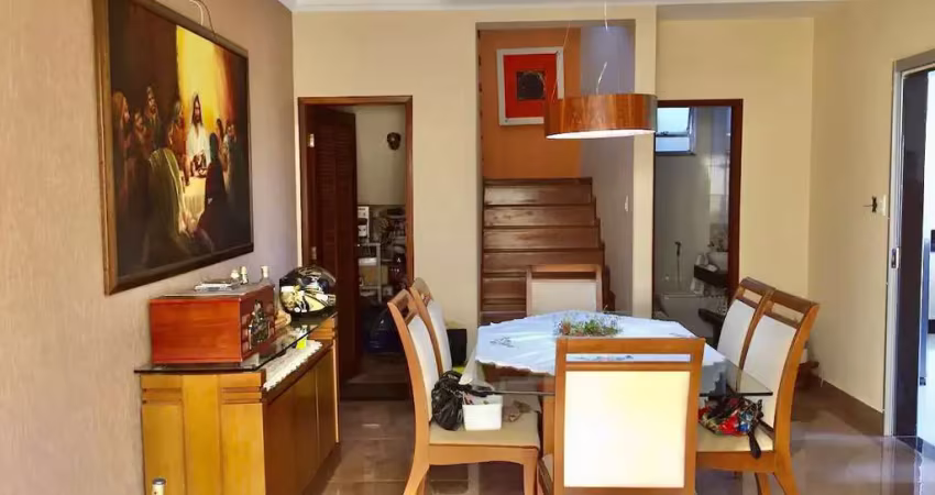 Casa com 3 dormitórios à venda, 260 m² por r$ 850.000,00 - manoel correia - conselheiro lafaiete/mg