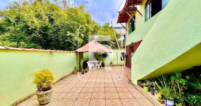 Casa com 3 quartos à venda no Centro, Jeceaba 