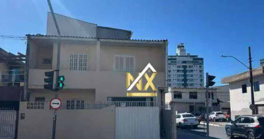 Sobrado com 2 dormitórios à venda, 100 m² por r$ 499.000 - são judas - itajaí/sc