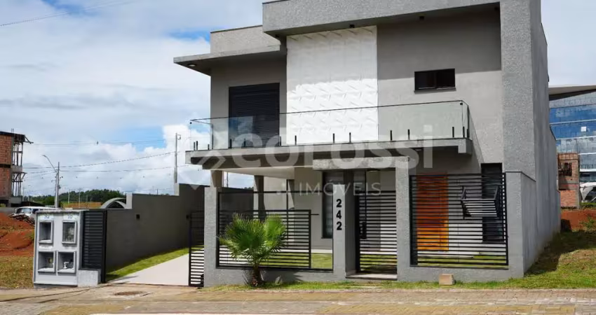 Sobrado à venda no bairro Cidade dos Lagos - Guarapuava/PR