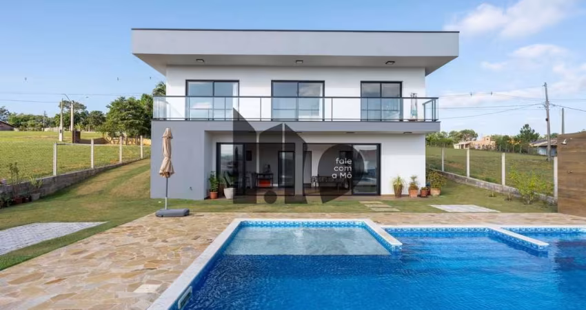 Casa à venda no bairro Cercadinho - Alambari/SP