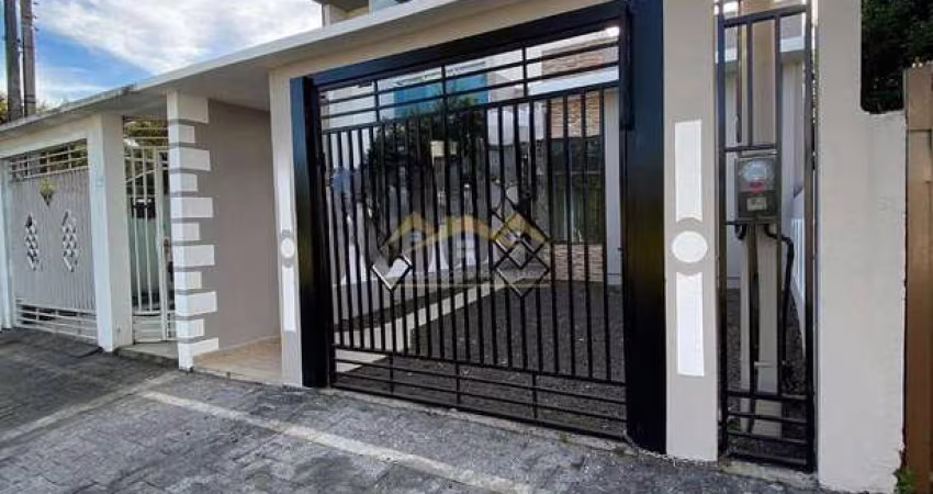 CASA MODERNA PRÓXIMA AO STOP E ARENA BEACH