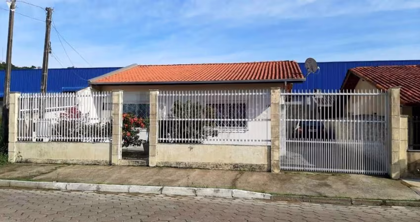 Casa com 2 quartos à venda no Espinheiros, Itajaí 