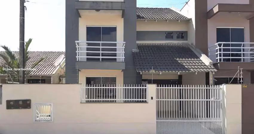 Casa com 3 quartos à venda no Centro, Navegantes 