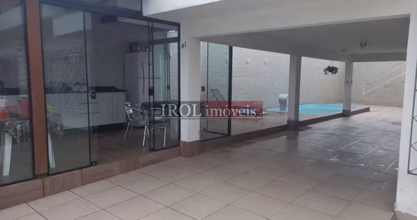 Casa com 4 quartos à venda no bairro São João - Itajaí/SC