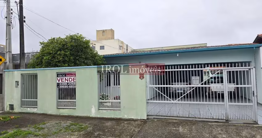 Casa com 3 quartos à venda no São João, Itajaí 