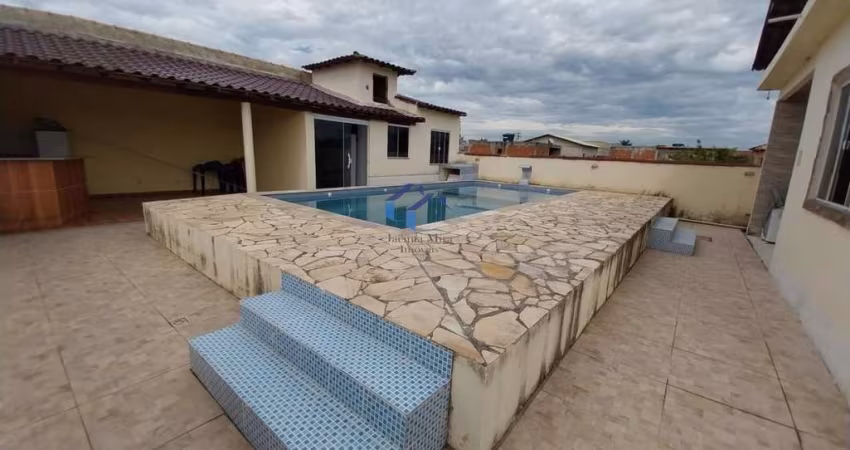 Casa em Condomínio para Venda em Cabo Frio, Nova Califórnia (Tamoios), 3 dormitórios, 2 suítes, 1 banheiro, 4 vagas