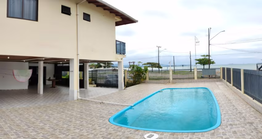 Excelente Casa Com vista para o Mar
