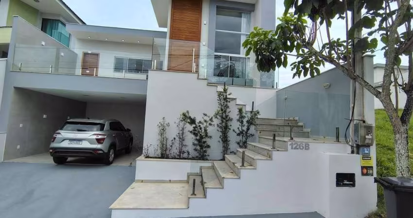 Casa dos sonhos te espera no Vale dos Cristais 4, Macaé