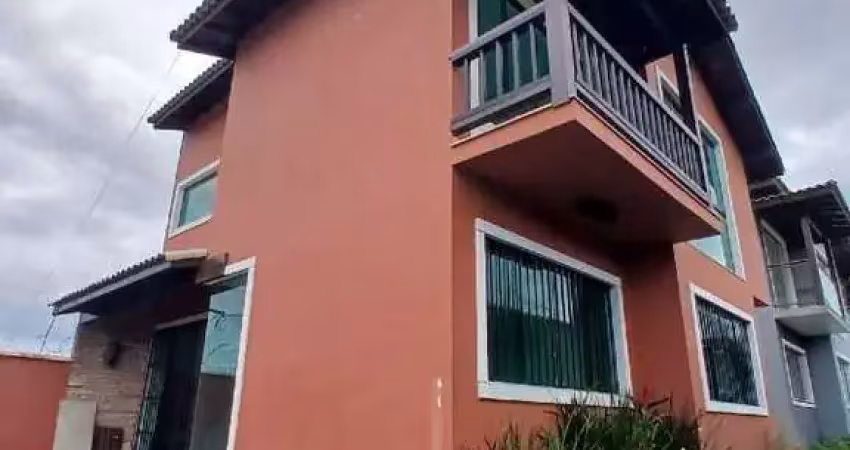 Atlântica imoveis tem excelente casa com 3 dormitórios à venda, 120 m² por r$ 450.000 - mar do norte - rio das ostras/rio de janeiro
