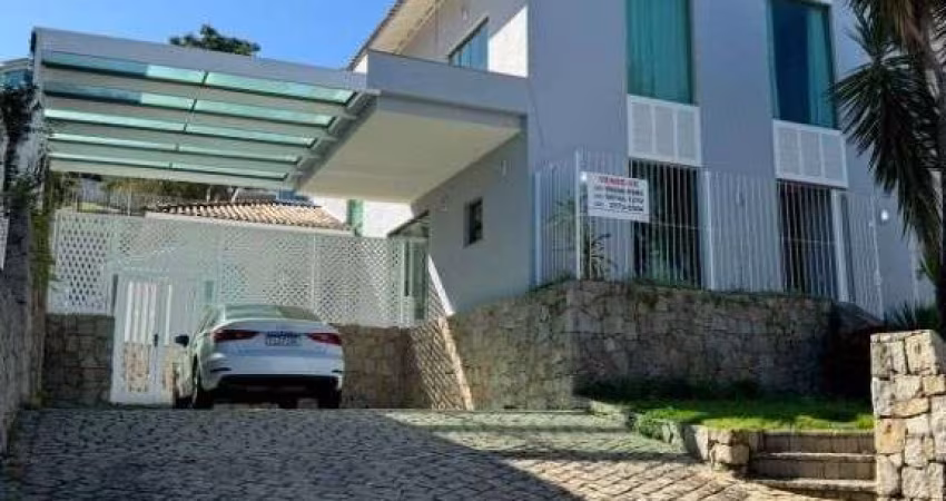 Casa com 6 dormitórios para alugar, 350 m² por R$ 9.973,00/mês - Imboassica - Macaé/RJ