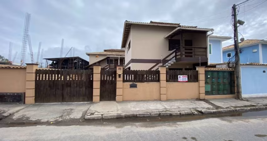 Casa com 2 dormitórios à venda, 63 m² por R$ 280.000,00 - Village Rio das Ostras - Rio das Ostras/RJ