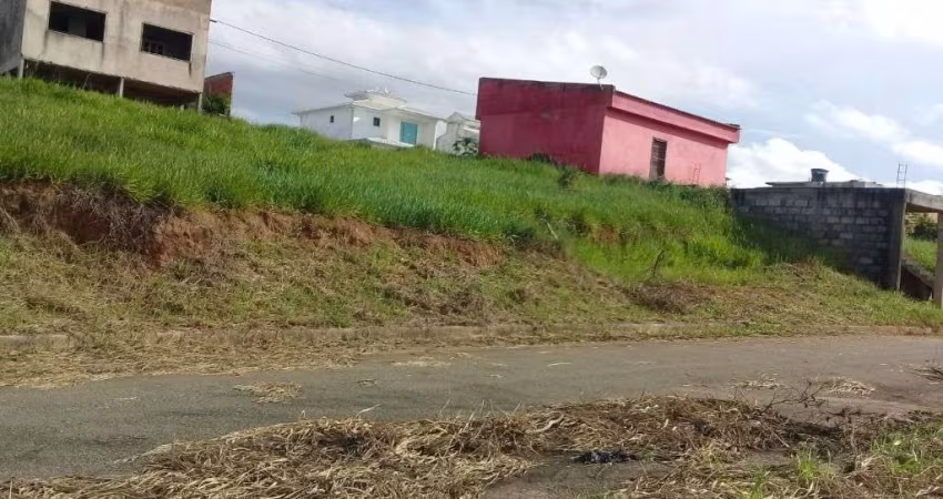 Terreno à venda, 600 m² por R$ 260.000,00 - Virgem Santa - Macaé/RJ
