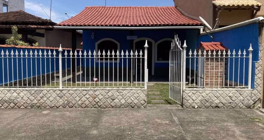Casa com 2 dormitórios à venda, 68 m² por R$ 280.000,00 - Recanto - Rio das Ostras/RJ
