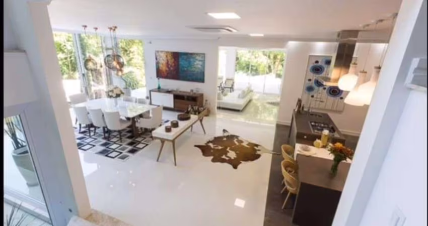 Casa à venda, 1000 m² por R$ 5.000.000,00 - Cantagalo - Rio das Ostras/RJ