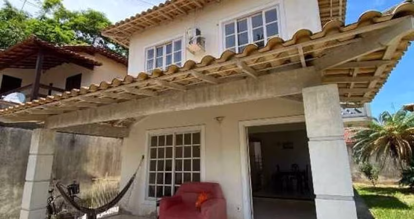 Casa com 3 dormitórios à venda, 137 m² por R$ 495.000,00 - Village Sol e Mar - Rio das Ostras/RJ