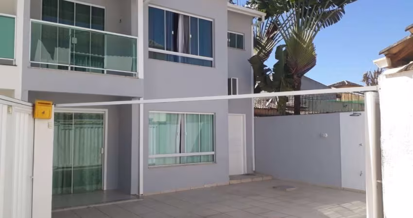 Casa à venda, 135 m² por R$ 490.000,00 - Jardim Mariléa - Rio das Ostras/RJ