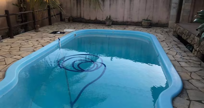 Casa à venda, 150 m² por R$ 530.000,00 - Extensão Serramar - Rio das Ostras/RJ