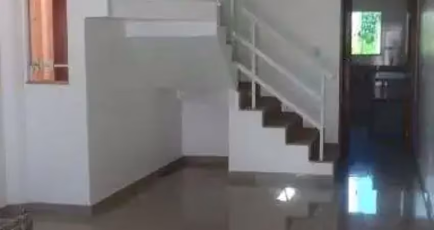 Atlântica imóveis tem excelente casa à venda na lagoa, macaé/rj por r$ 650.000,00.