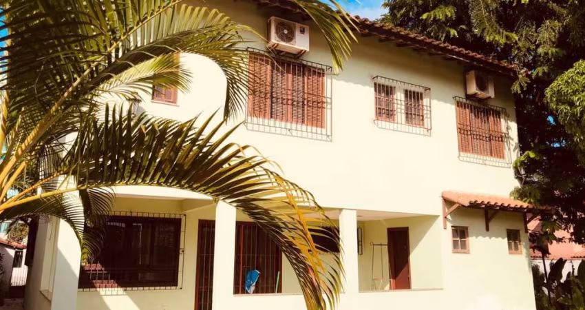 Casa à venda, 600 m² por R$ 1.100.000,00 - Extensão do Bosque - Rio das Ostras/RJ