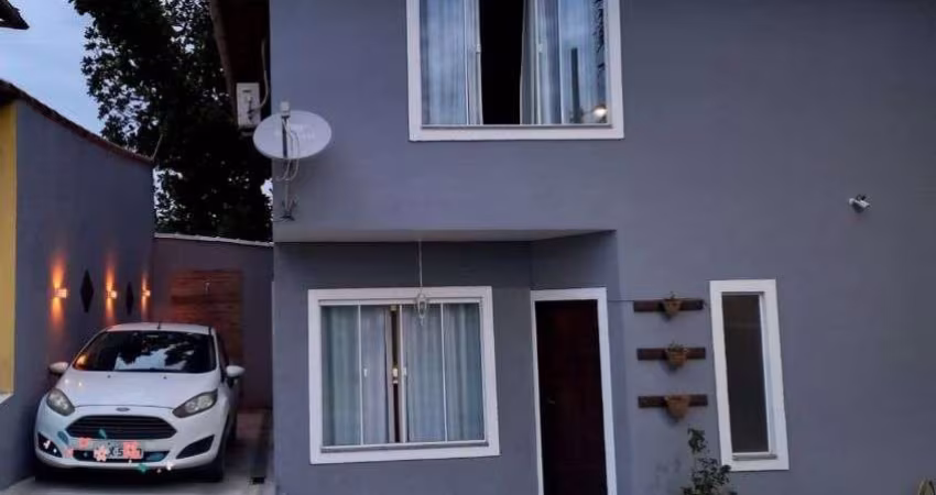Casa com 2 dormitórios à venda, 72 m² por R$ 250.000,00 - Mar do Norte - Rio das Ostras/RJ