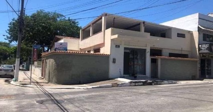 Casa com 4 dormitórios à venda, 160 m² por R$ 890.000,00 - Imbetiba - Macaé/RJ