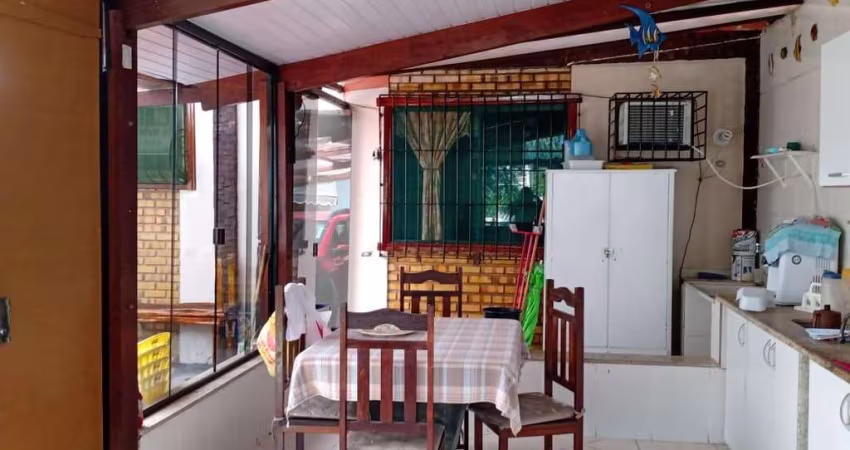 Casa com 4 dormitórios à venda, 200 m² por R$ 400.000,00 - Extensão Novo Rio das Ostras - Rio das Ostras/RJ