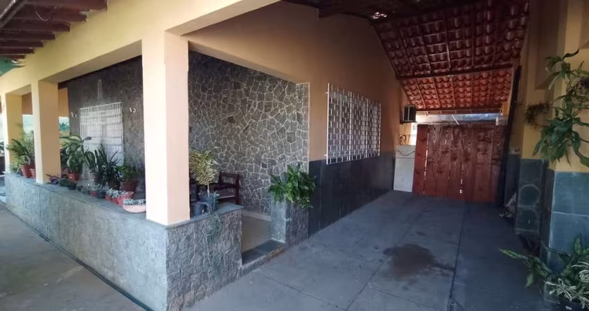 Casa com 4 dormitórios à venda, 479 m² por R$ 570.000,00 - Centro - Rio das Ostras/RJ