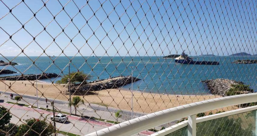 Apartamento com 2 dormitórios à venda, 70 m² por R$ 590.000,00 - Imbetiba - Macaé/RJ