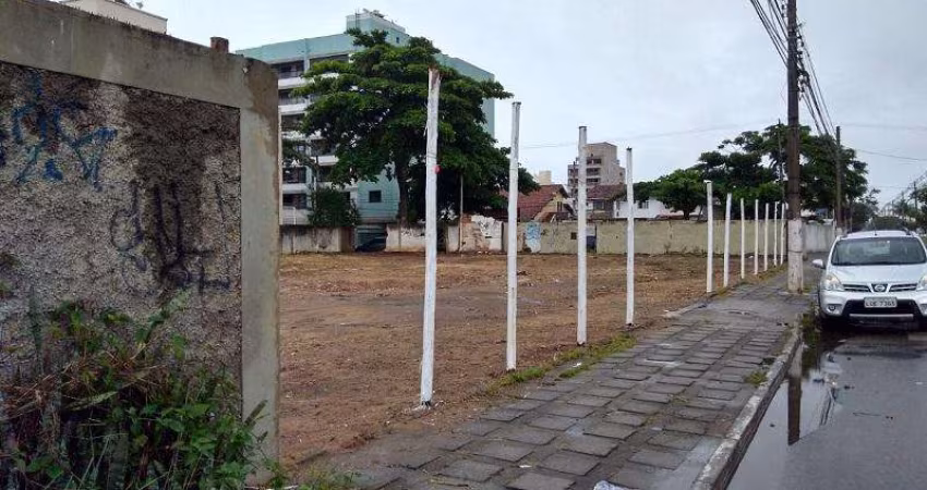 Terreno à venda, 2080 m² por R$ 13.500.000,00 - Cavaleiros - Macaé/RJ