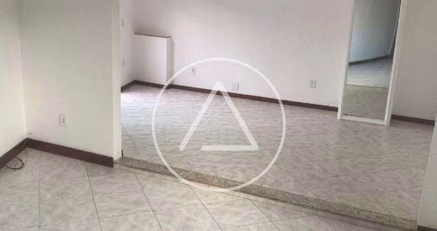 Atlântica Imóveis tem excelente casa para venda no Centro - Macaé/RJ