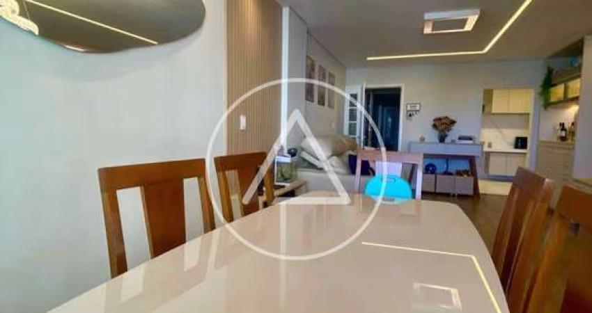 Atlântica Imóveis tem excelente apartamento para venda na Praia Campista - Macaé/RJ.