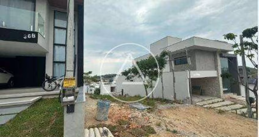 Excelente terreno para venda com 300m² no Vale dos Cristais II em Macaé.