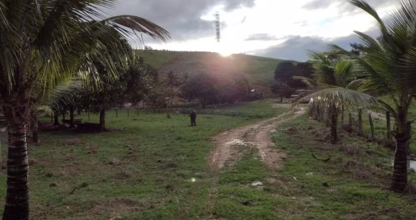 Atlântica Imóveis tem excelente Sítio à venda, 65000 m² por R$ 550.000,00 - Glicerio - Macaé/RJ