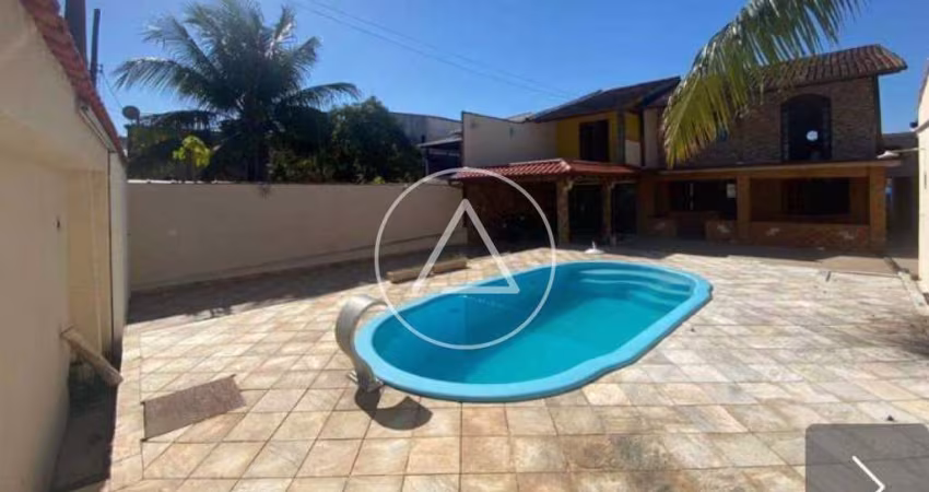 Casa à venda, 3 quartos, 1 suíte, 5 vagas, Jardim Miramar - Rio das Ostras/RJ