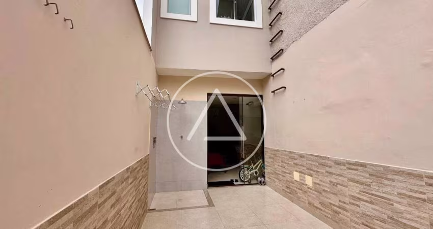 Casa comercial para aluguel, 2 quartos, 2 suítes, 1 vaga, Cavaleiros - Macaé/RJ