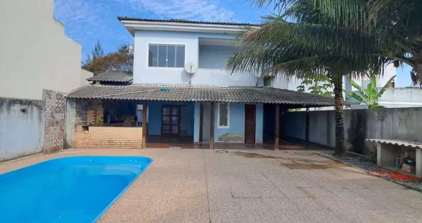 Casa com 4 dormitórios, 253 m² - venda por r$ 570.000,00 - maria turri - rio das ostras/rj