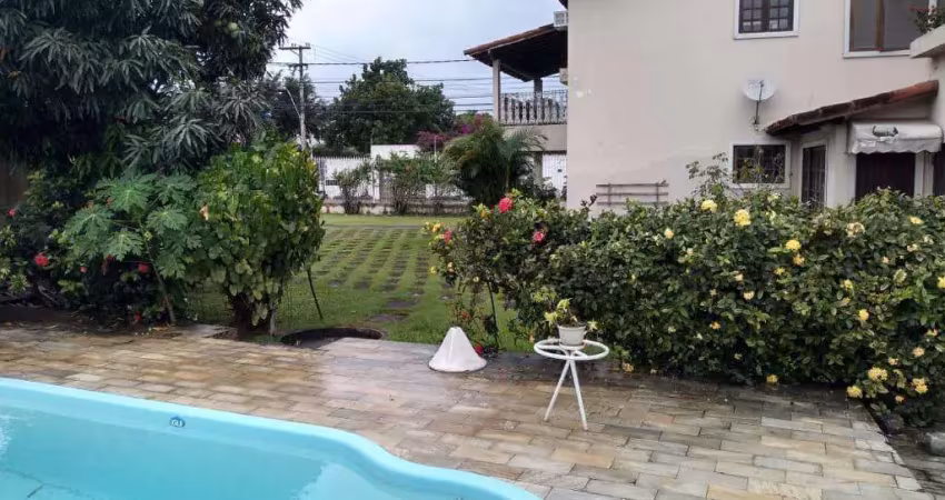 Atlântica imóveis tem ótima casa para venda/locação no bairro centro em rio das ostras/rj