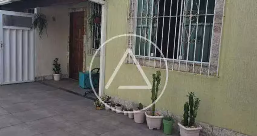 Atlântica imoveis tem ótima casa dentro de condomínio no bairro jardim mariléa-rio das ostras/rj