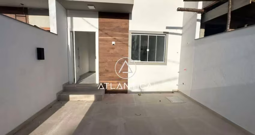 Atlântica imóveis tem excelente casa linear no vale das palmeiras, macaé/rj por r$ 410.000,00.