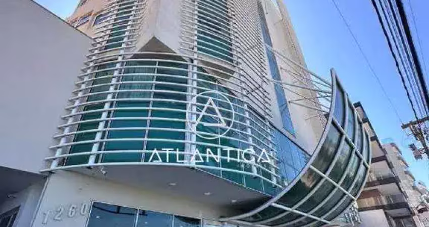 Atlântica imóveis tem excelente flat vista para o mar nos cavaleiros, macaé/rj por $180.000,00.