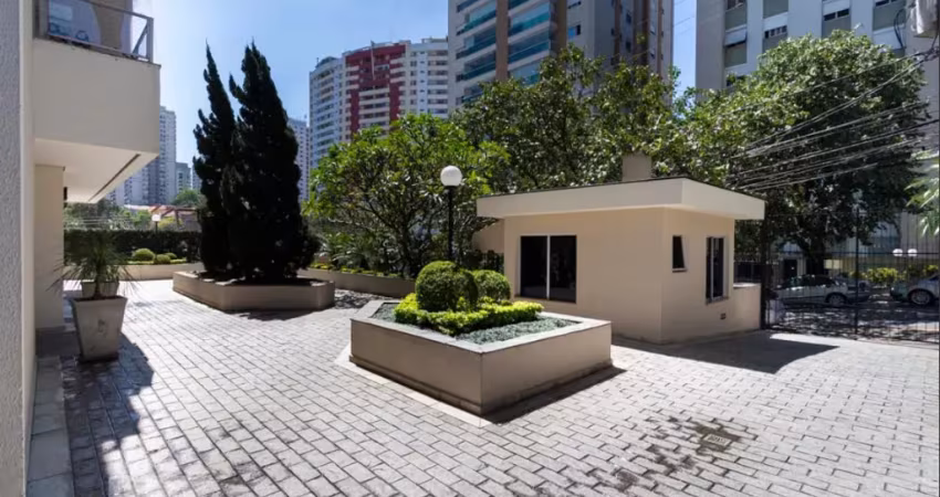 Apartamento reformado na  rua Dr Bacelar