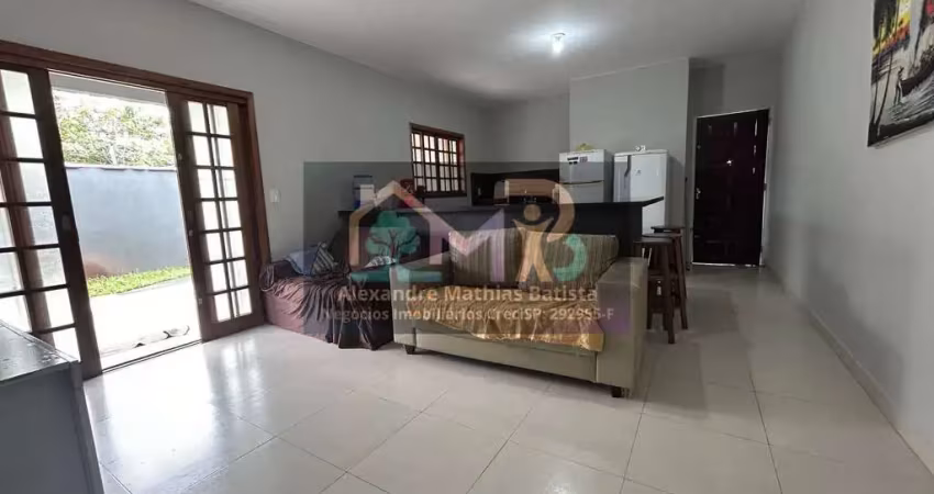 Casa térrea com piscina e quintal grande- massaguaçu