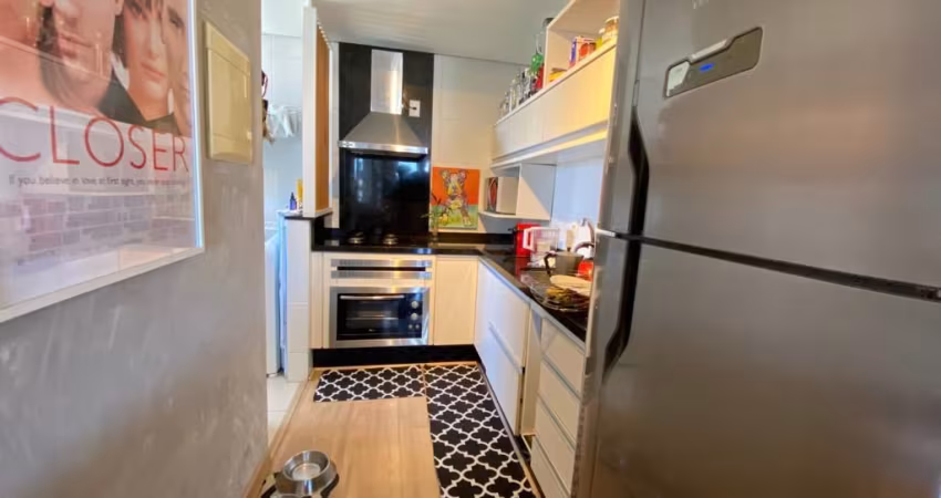 Apartamento de 2 dormitórios em Barreiros próximo a Estácio de Sá