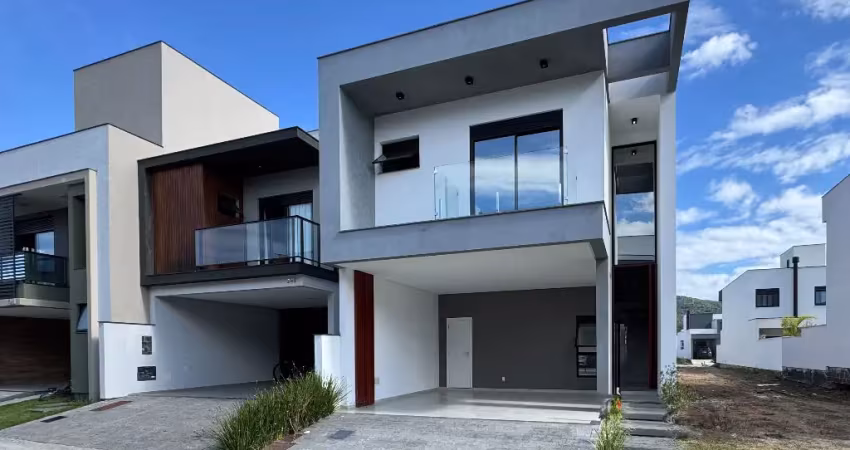 Casa alto padrão em condomínio fechado – 3 dormitórios (1 suíte) – lavabo – vaga coberta para 2 carros – r$990.000,00